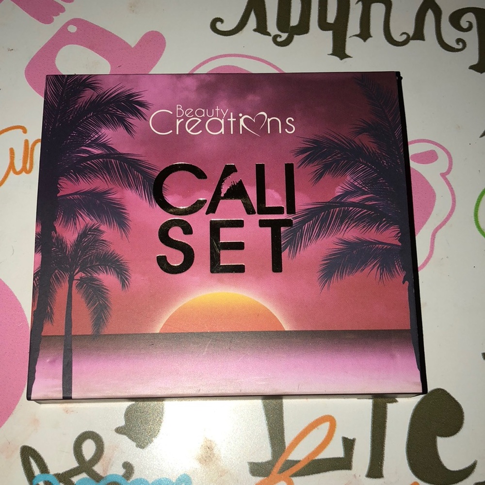Makeup palette